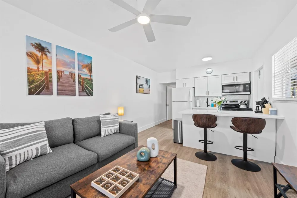 310 NE 6TH STREET #2 Hallandale Beach, FL 33009