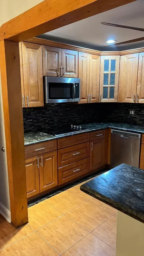 379 SW 34th Terrace