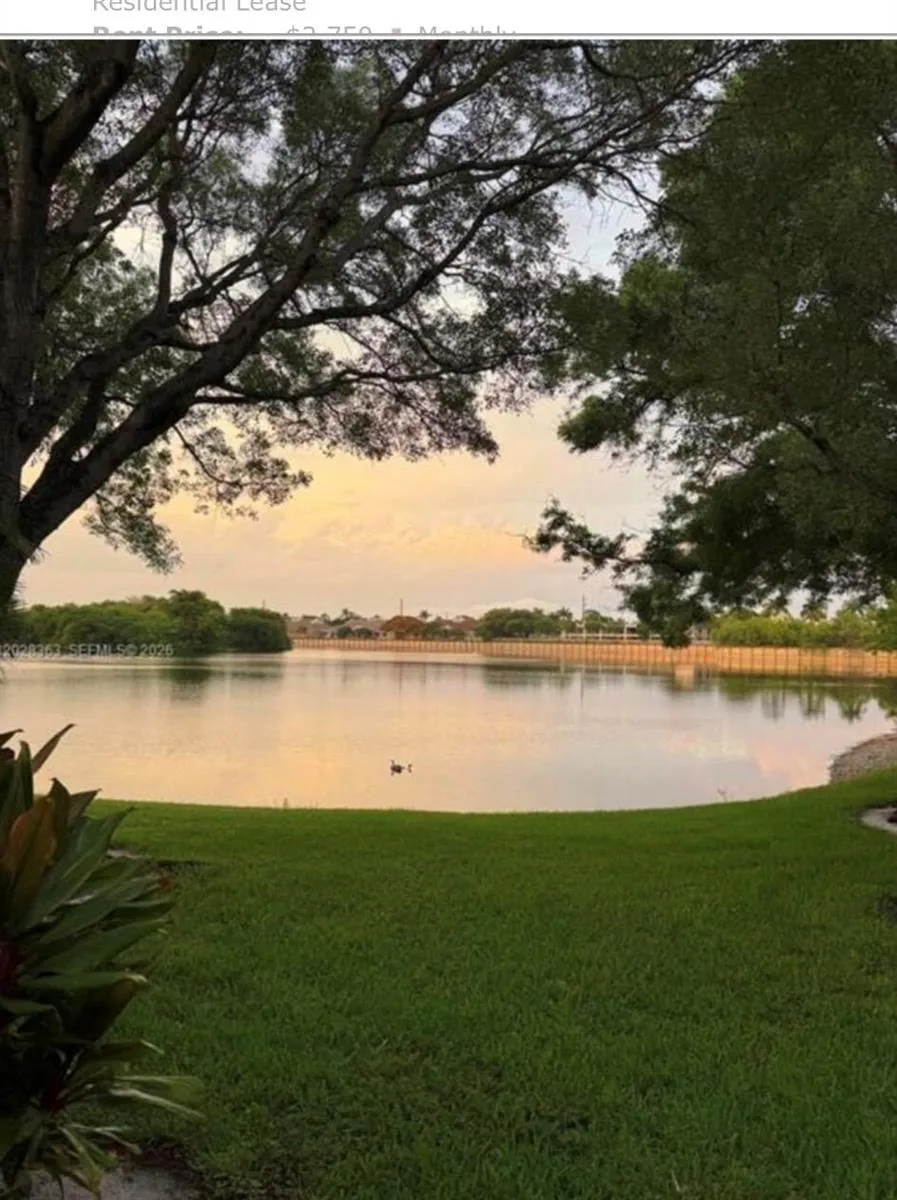 3275 NW 44TH STREET #2 Oakland Park, FL 33309