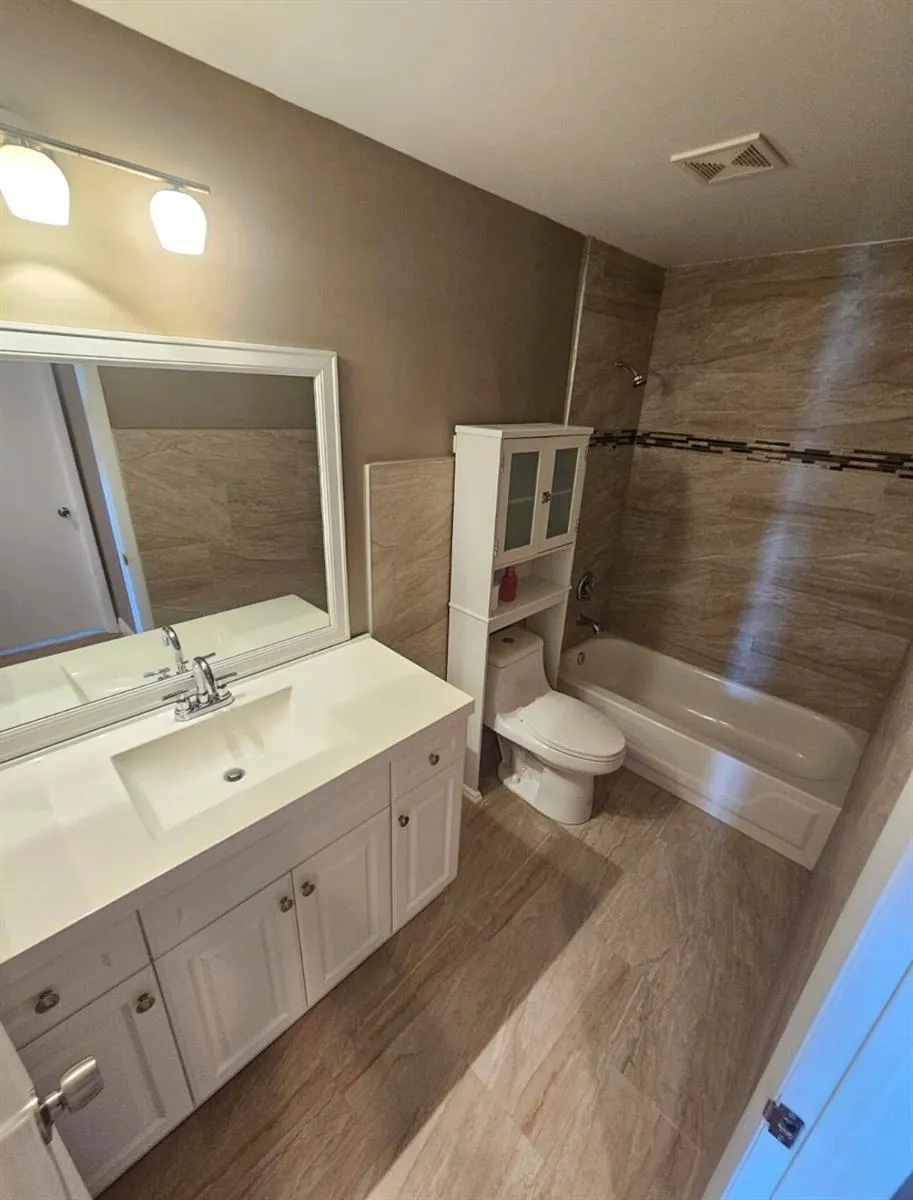 3275 NW 44TH STREET #2 Oakland Park, FL 33309