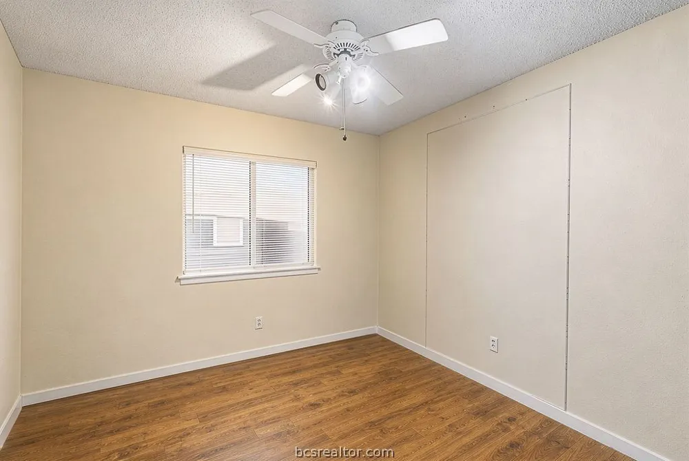 8538 Marathon Drive Universal City, TX 78148