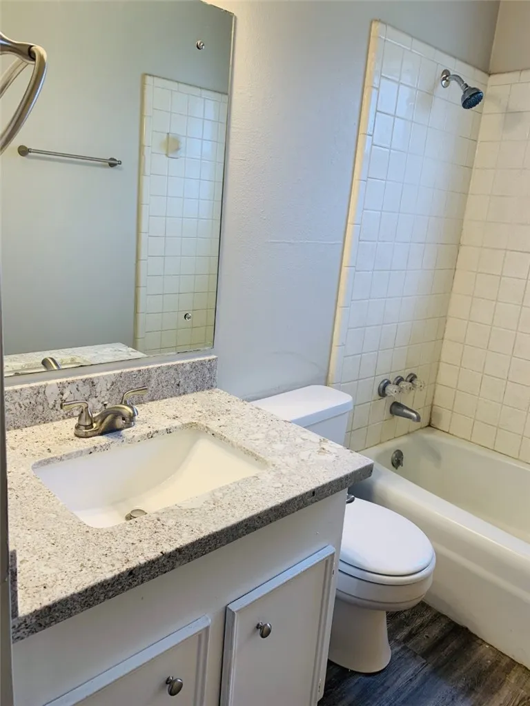 1835 Wilde Oak #B Bryan, TX 77802