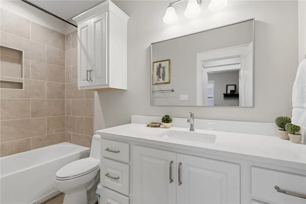 5046 Mooney Falls Drive Bryan, TX 77802