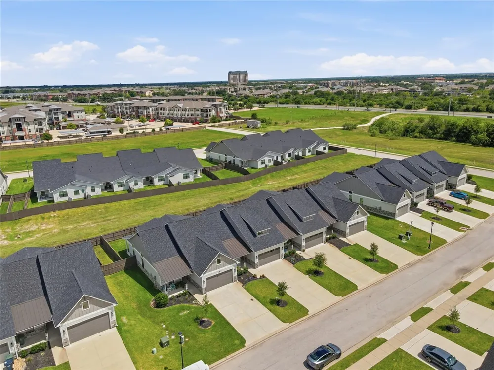 5046 Mooney Falls Drive Bryan, TX 77802