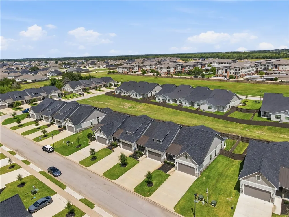 5046 Mooney Falls Drive Bryan, TX 77802