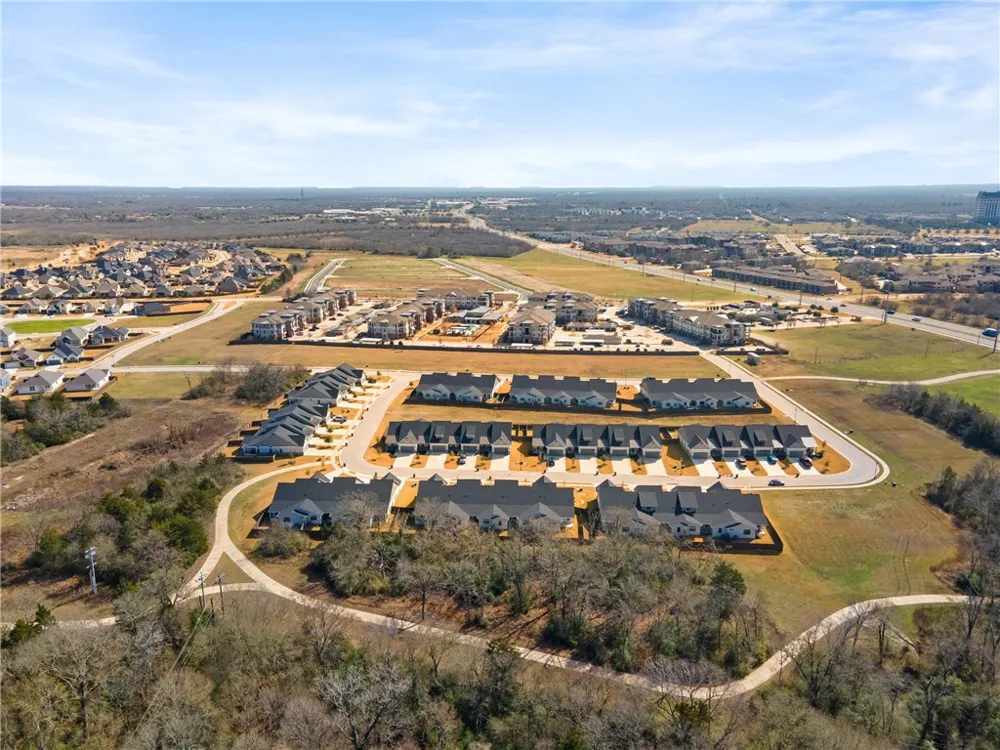 5046 Mooney Falls Drive Bryan, TX 77802