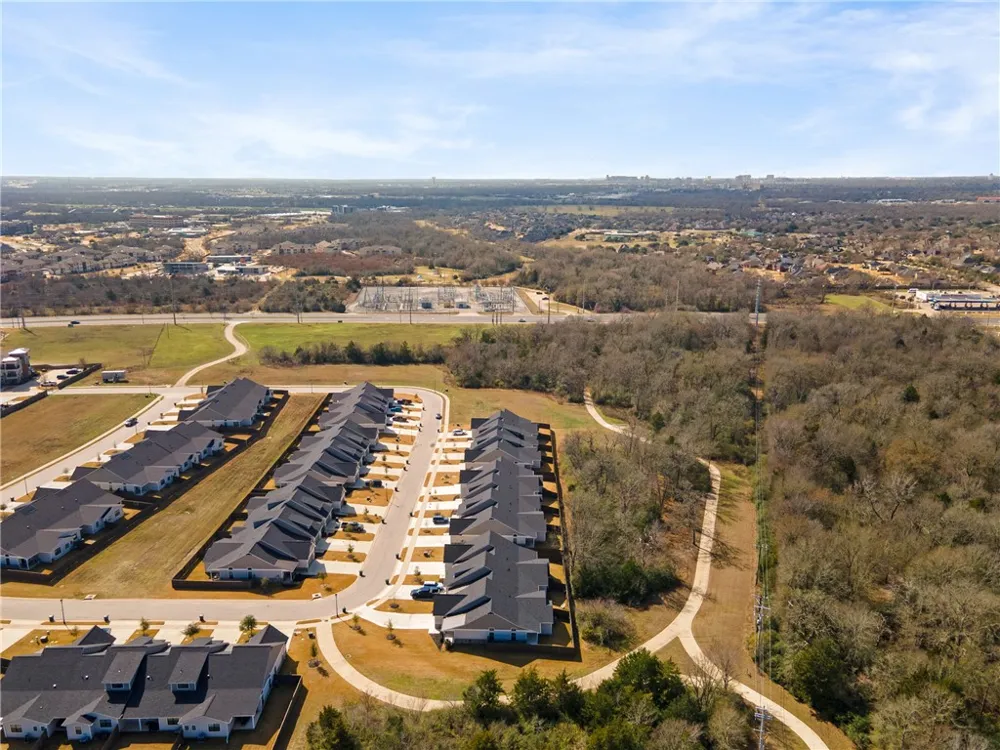 5046 Mooney Falls Drive Bryan, TX 77802