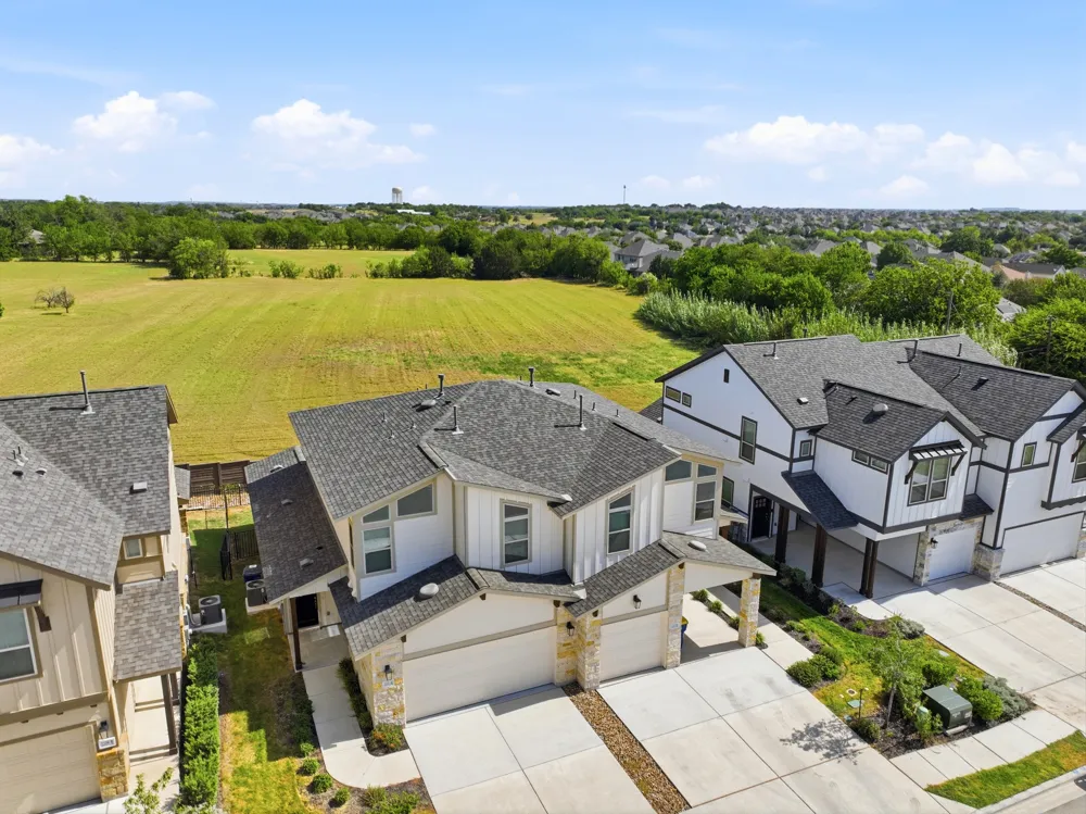 2210 Cornfield Drive Pflugerville, TX 78660