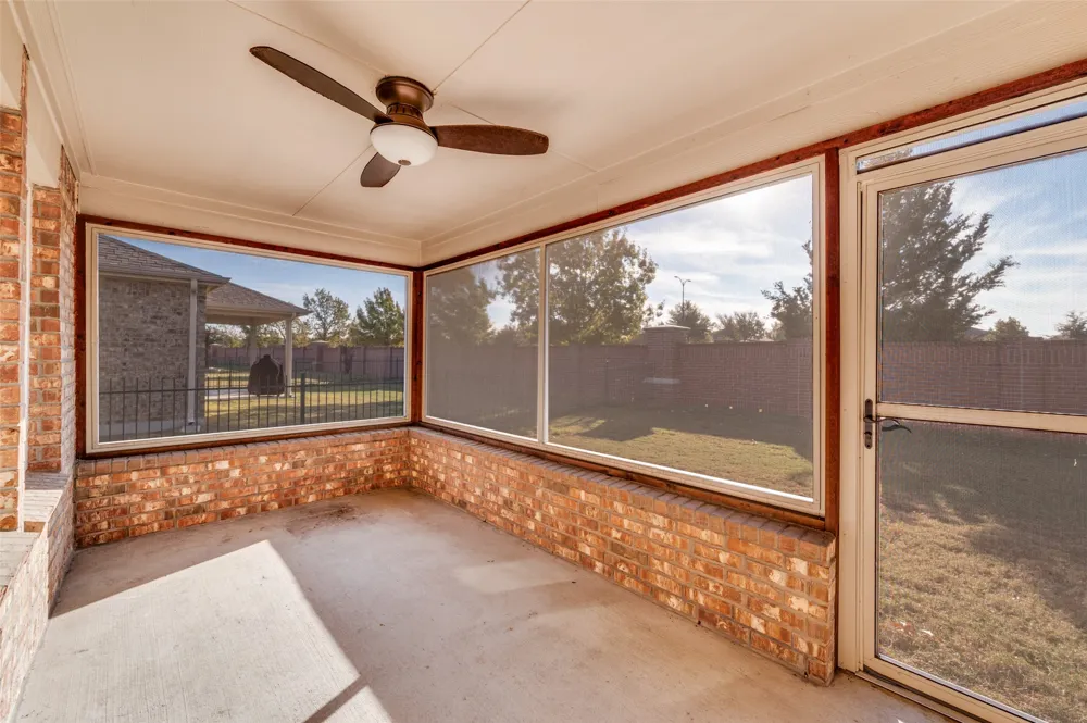 2325 Beachfront Drive Frisco, TX 75036