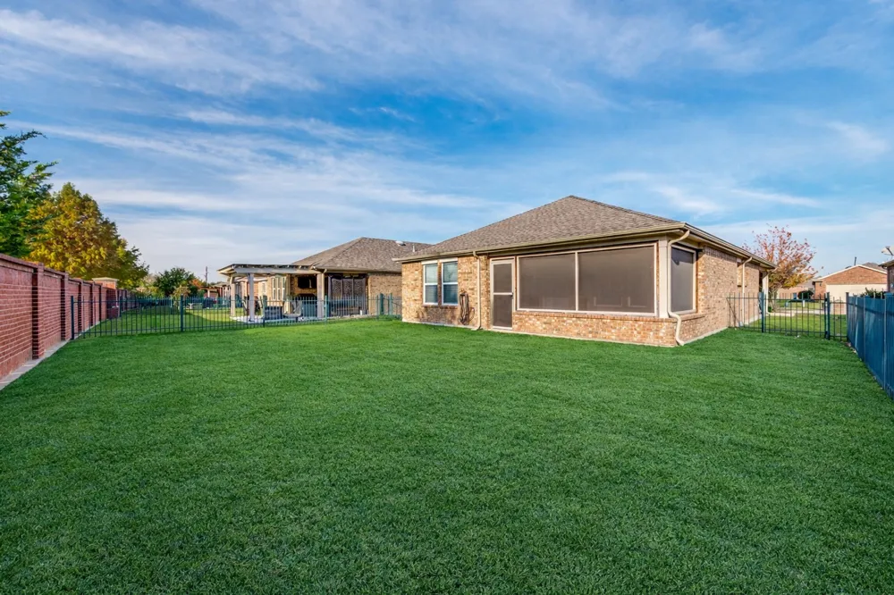 2325 Beachfront Drive Frisco, TX 75036