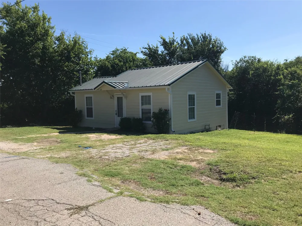 416 Shannon Street Weatherford, TX 76086