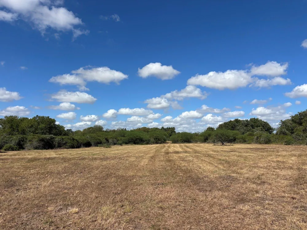 County Road 322 Shiner, TX 77995