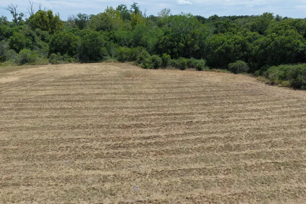 County Road 322 Shiner, TX 77995
