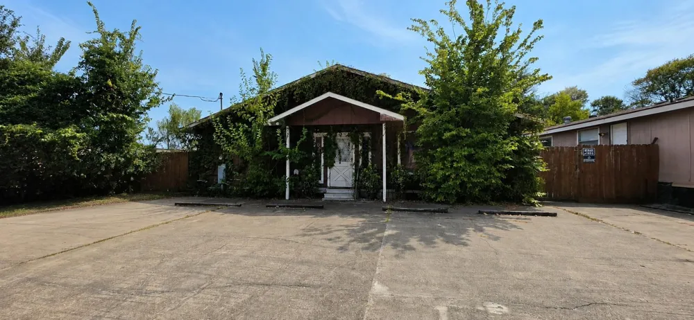 312 Elizabeth Street Cleveland, TX 77327