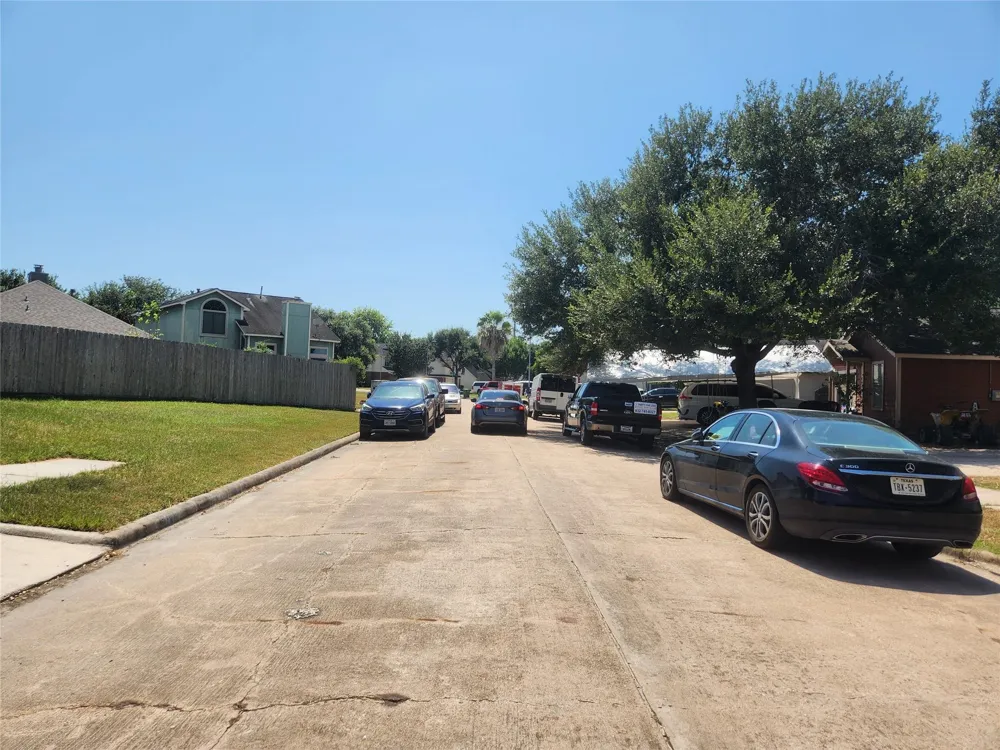 7631 Goudin Drive Missouri City, TX 77489