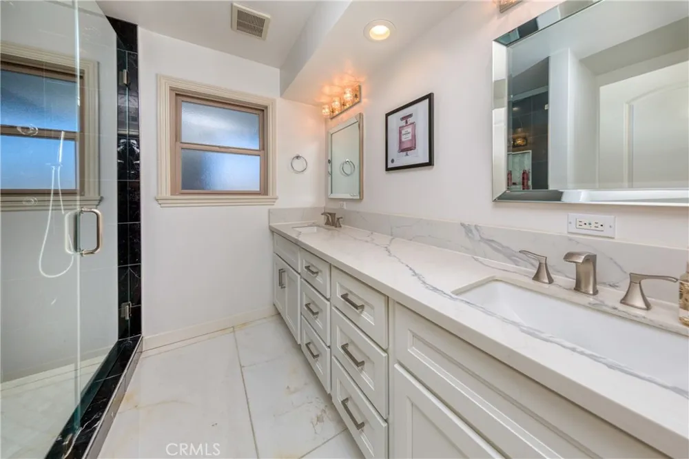 26 Corral Bell Canyon, CA 91307