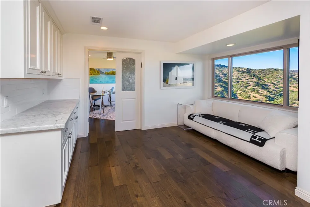 26 Corral Bell Canyon, CA 91307
