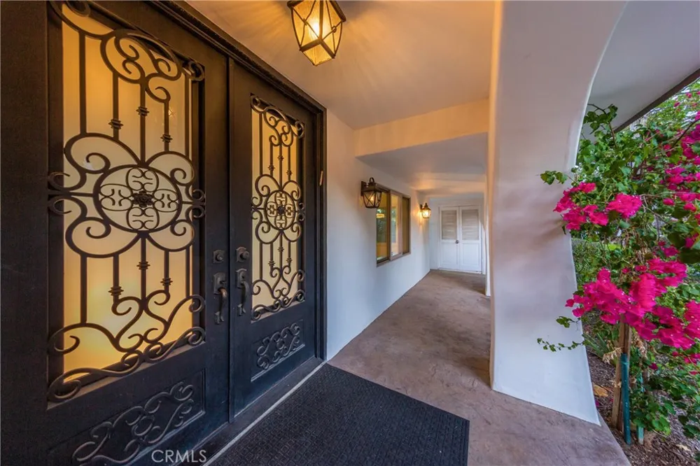 26 Corral Bell Canyon, CA 91307