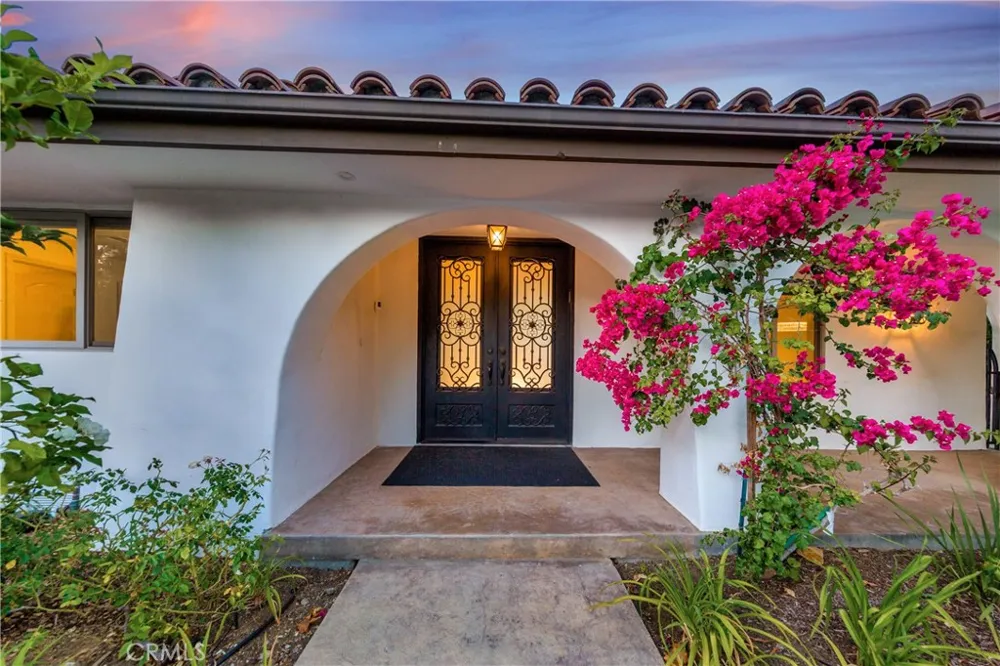 26 Corral Bell Canyon, CA 91307