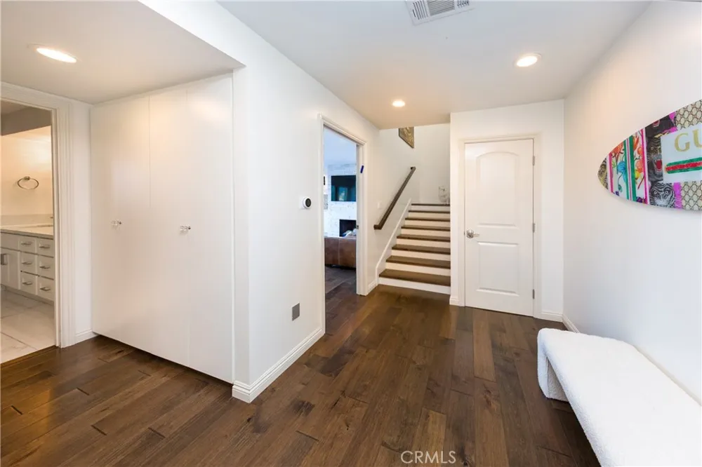26 Corral Bell Canyon, CA 91307