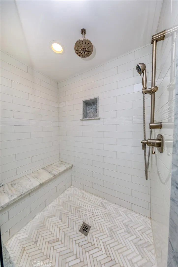 26 Corral Bell Canyon, CA 91307