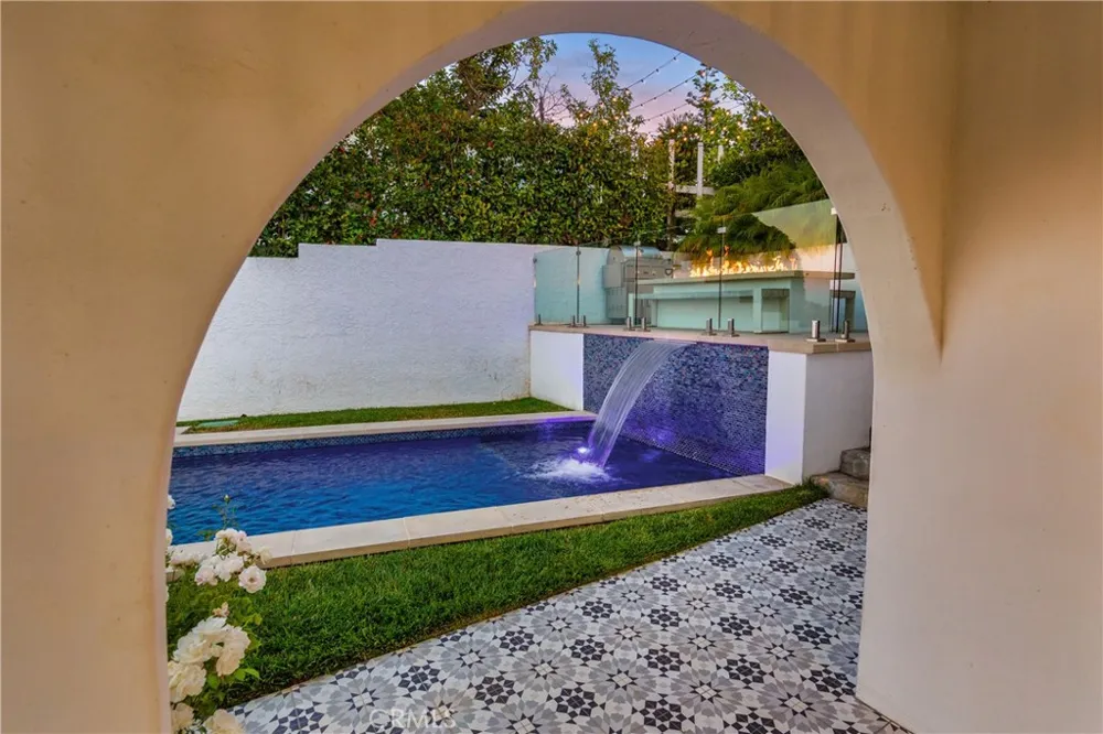 26 Corral Bell Canyon, CA 91307