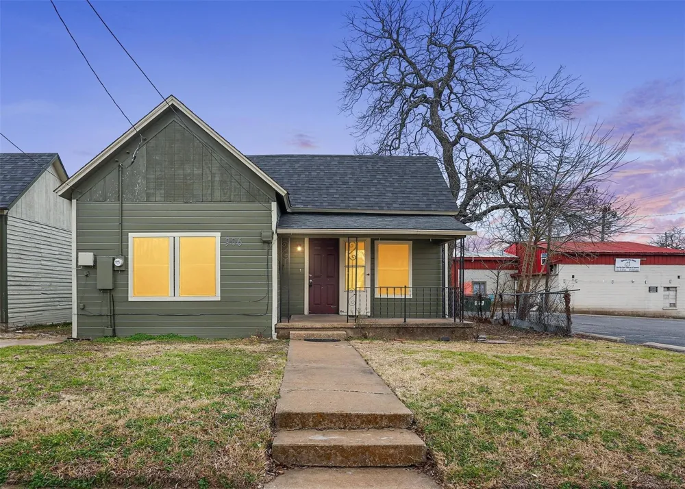906 E Houston Street Sherman, TX 75092