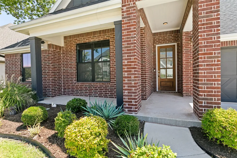 817 Highlands Avenue Aledo, TX 76008