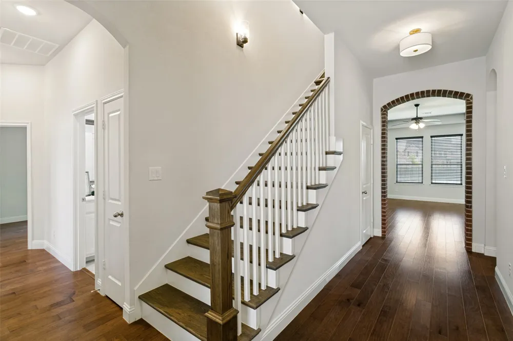 817 Highlands Avenue Aledo, TX 76008