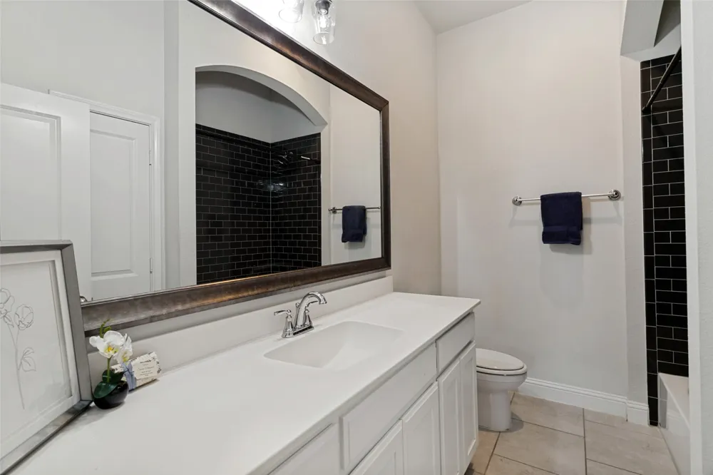 817 Highlands Avenue Aledo, TX 76008