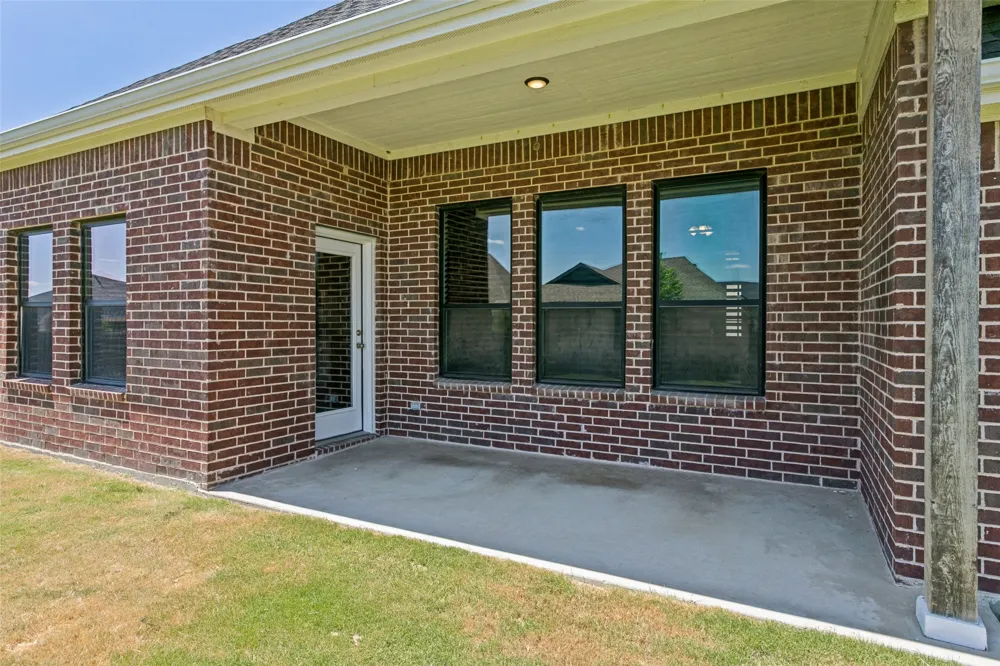 817 Highlands Avenue Aledo, TX 76008
