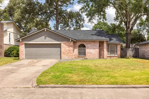 2751 Longleaf Pines Drive