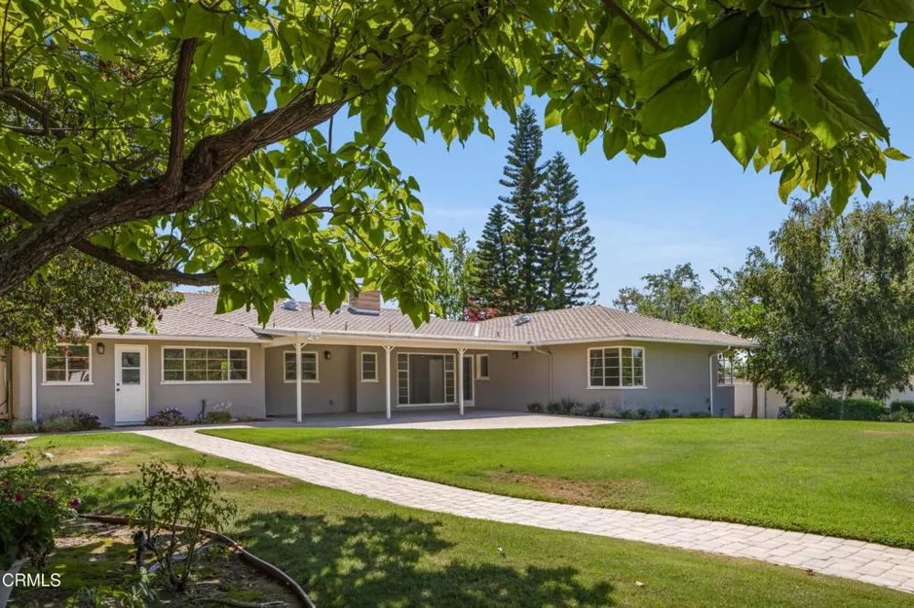 4817 Fairlawn Drive La Canada Flintridge, CA 91011