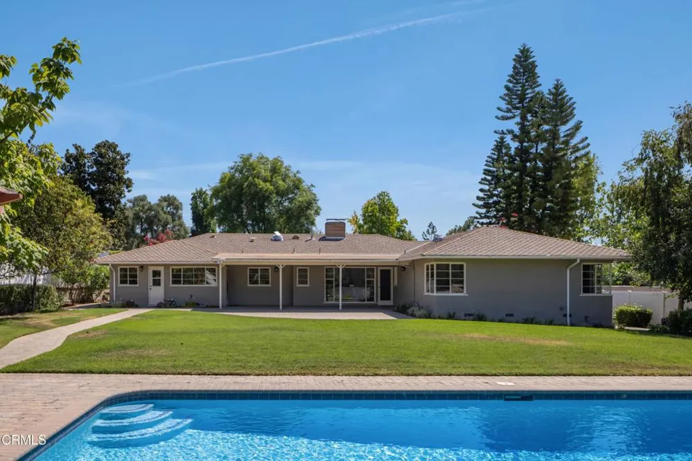 4817 Fairlawn Drive La Canada Flintridge, CA 91011