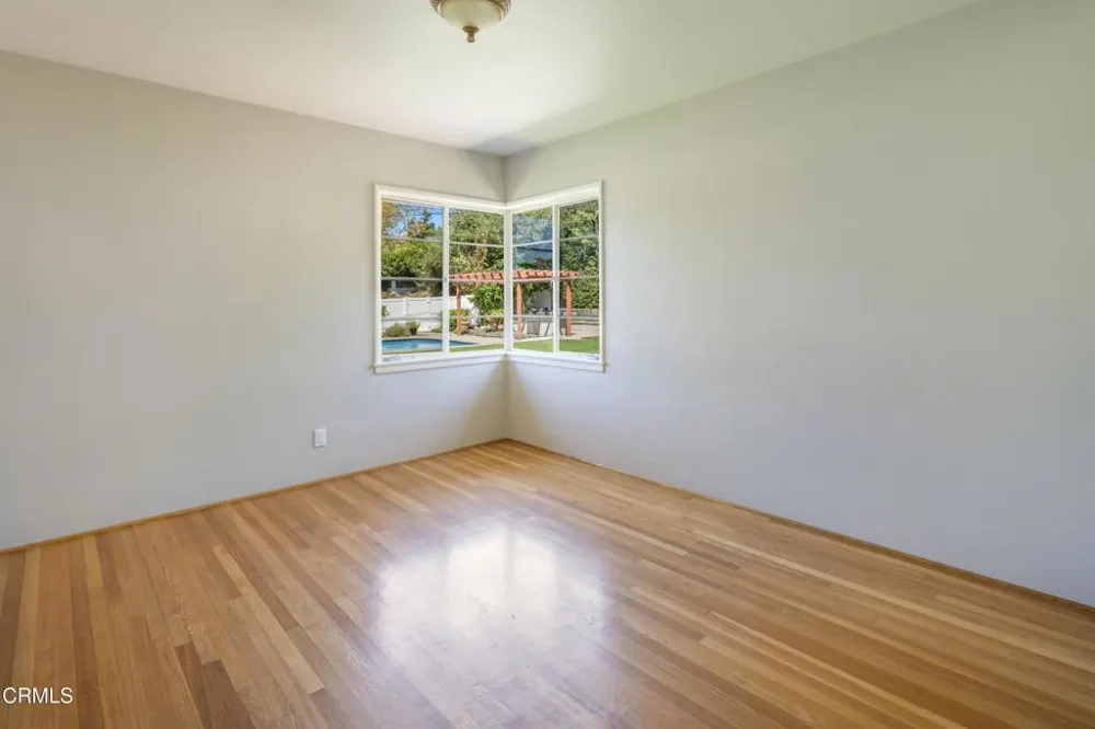 4817 Fairlawn Drive La Canada Flintridge, CA 91011