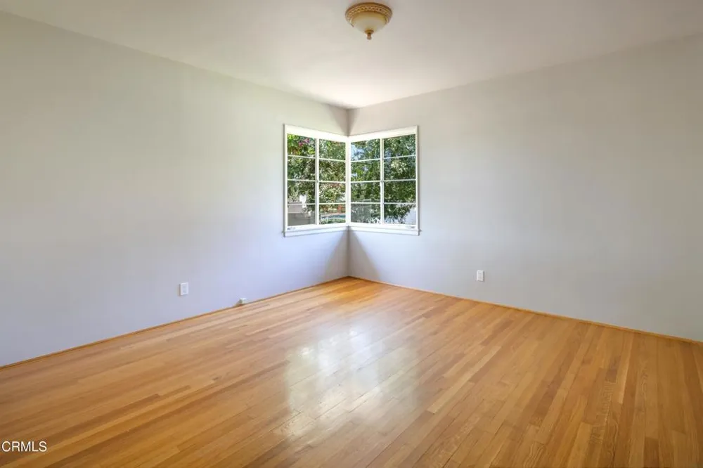 4817 Fairlawn Drive La Canada Flintridge, CA 91011