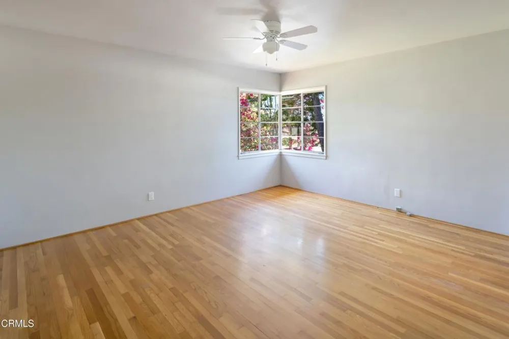 4817 Fairlawn Drive La Canada Flintridge, CA 91011