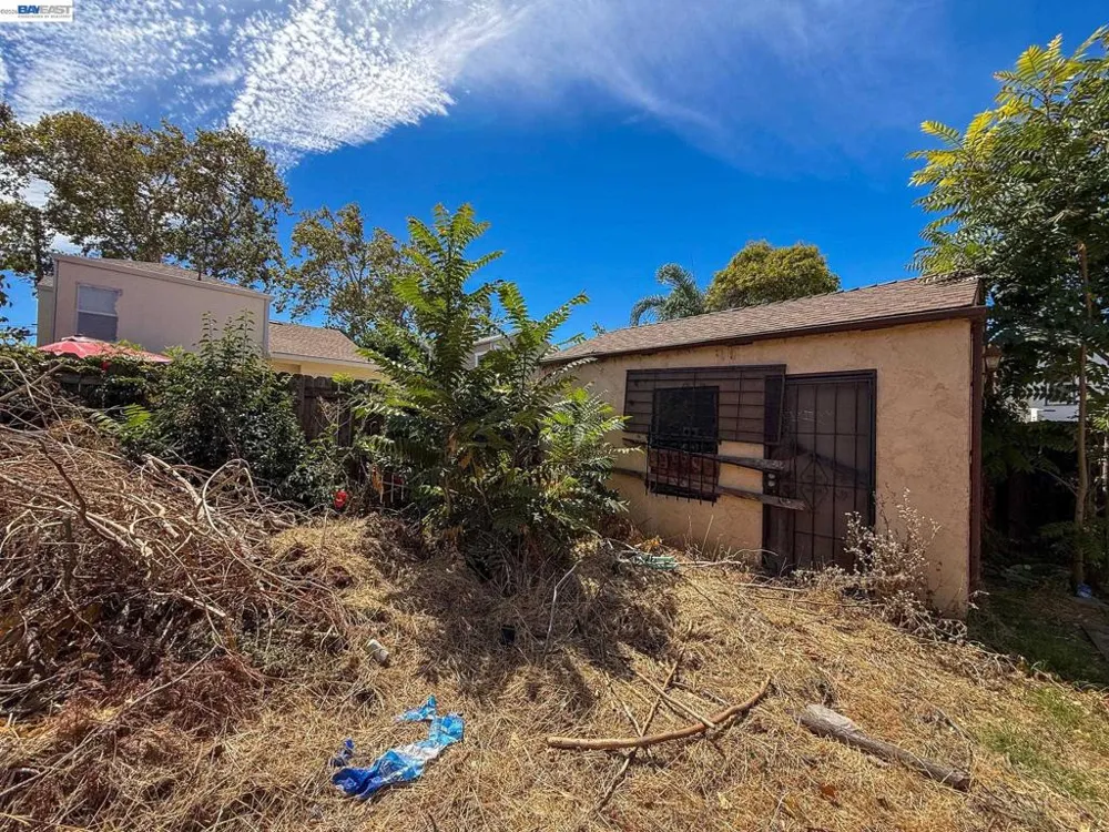 268 E 17Th St Pittsburg, CA 94565