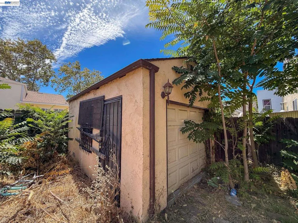 268 E 17Th St Pittsburg, CA 94565