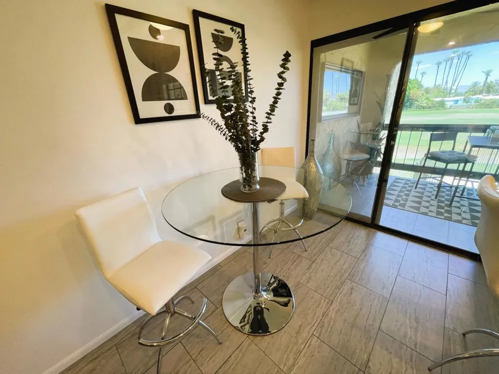 5300 E Waverly Drive #K14 Palm Springs, CA 92264
