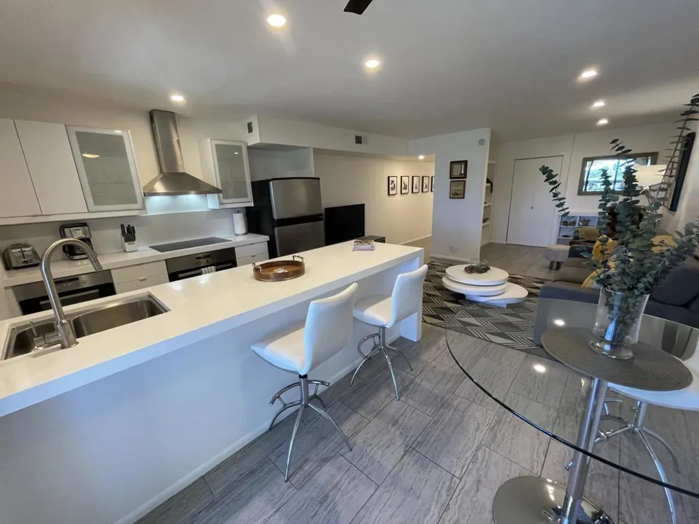 5300 E Waverly Drive #K14 Palm Springs, CA 92264