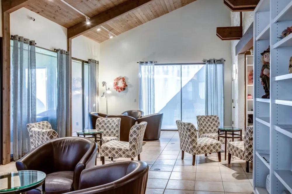 5300 E Waverly Drive #K14 Palm Springs, CA 92264