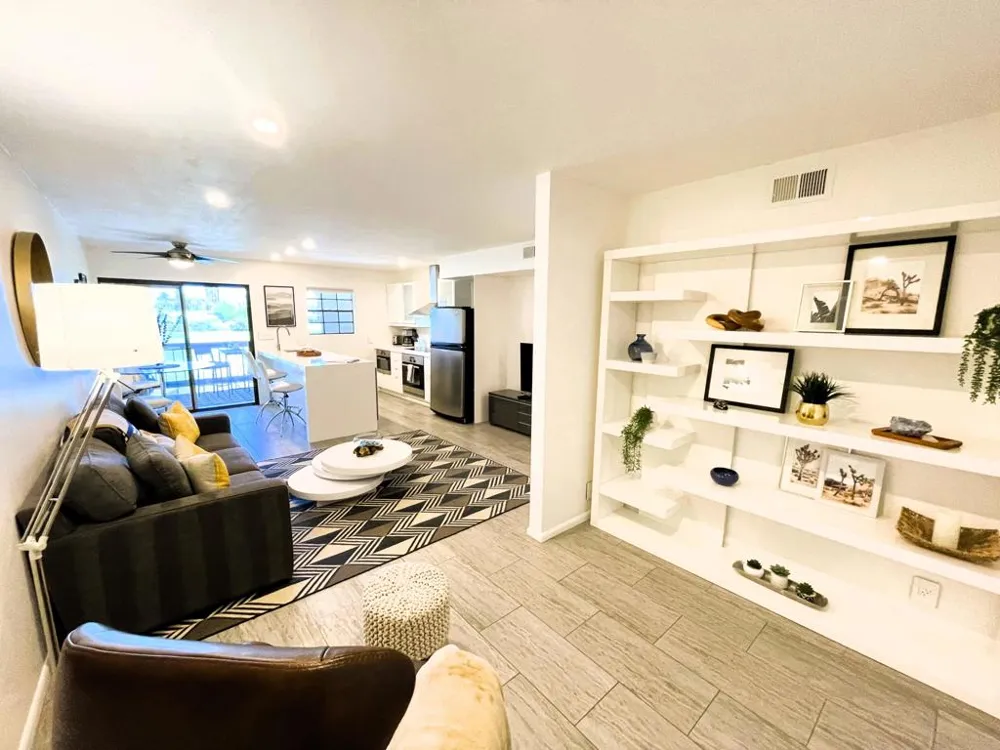 5300 E Waverly Drive #K14 Palm Springs, CA 92264
