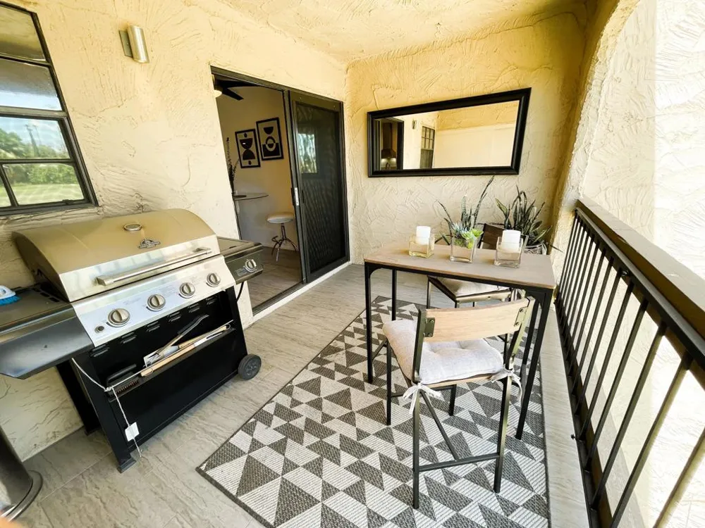 5300 E Waverly Drive #K14 Palm Springs, CA 92264