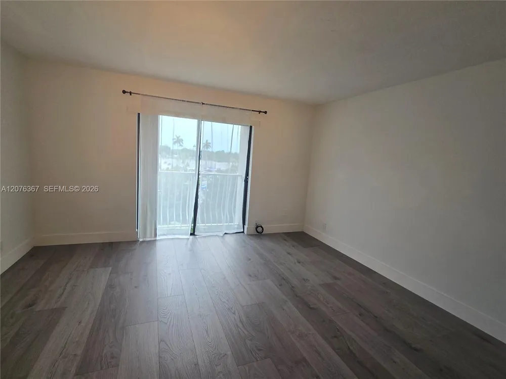 500 NE 2nd St #417 Dania Beach, FL 33004