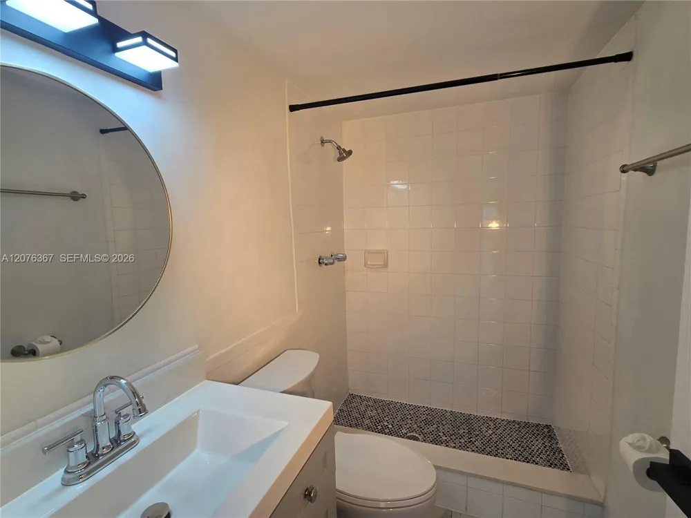 500 NE 2nd St #417 Dania Beach, FL 33004
