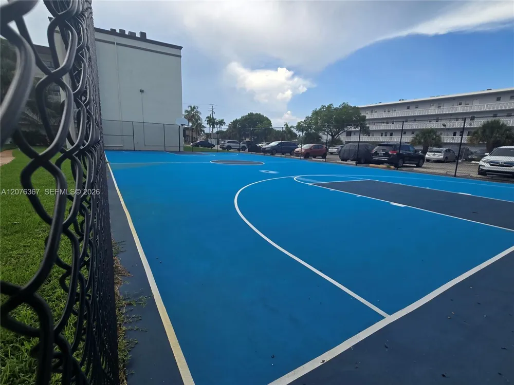 500 NE 2nd St #417 Dania Beach, FL 33004