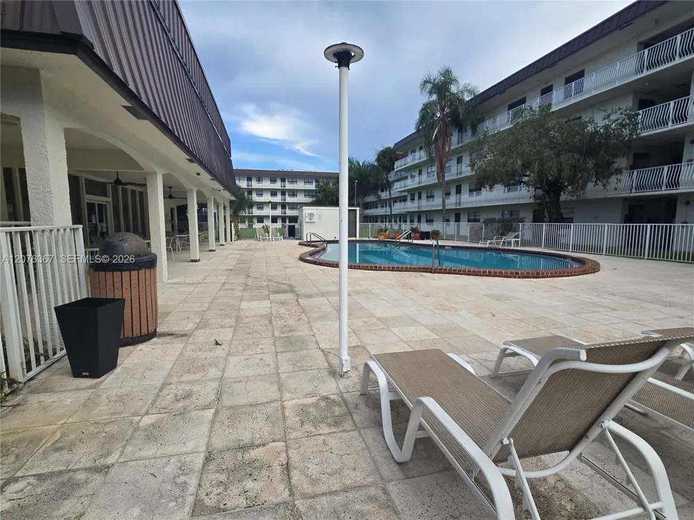 500 NE 2nd St #417 Dania Beach, FL 33004