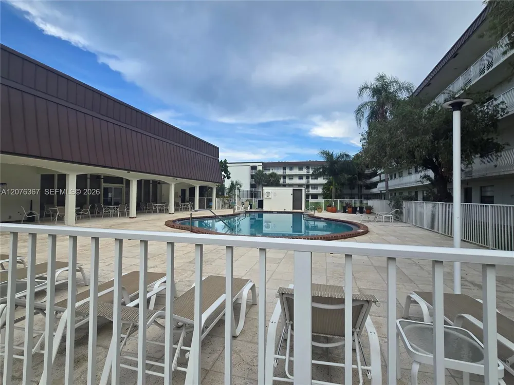 500 NE 2nd St #417 Dania Beach, FL 33004