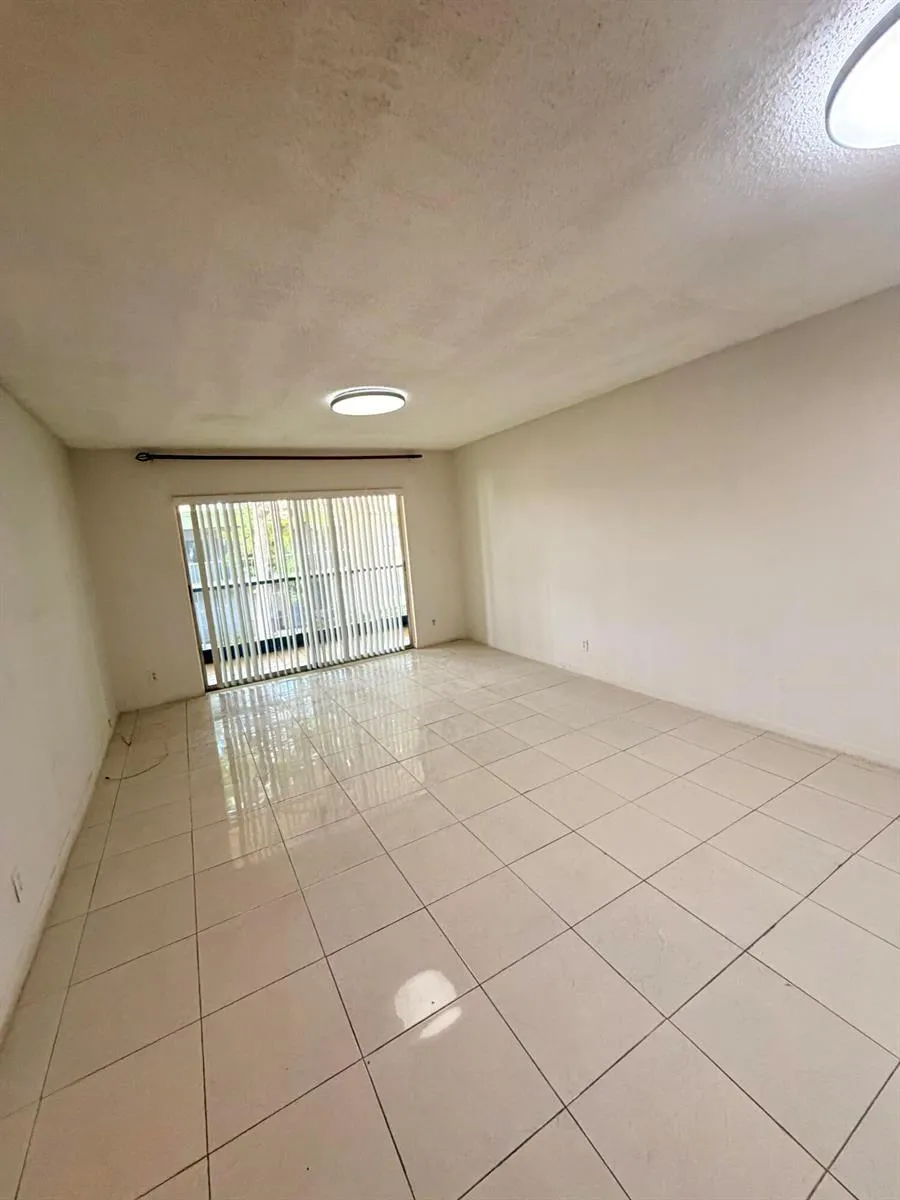 4159 NW 90th Avenue #204 Coral Springs, FL 33065